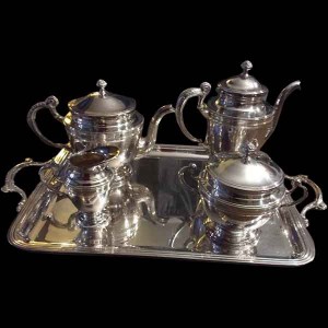 silverware and silverware